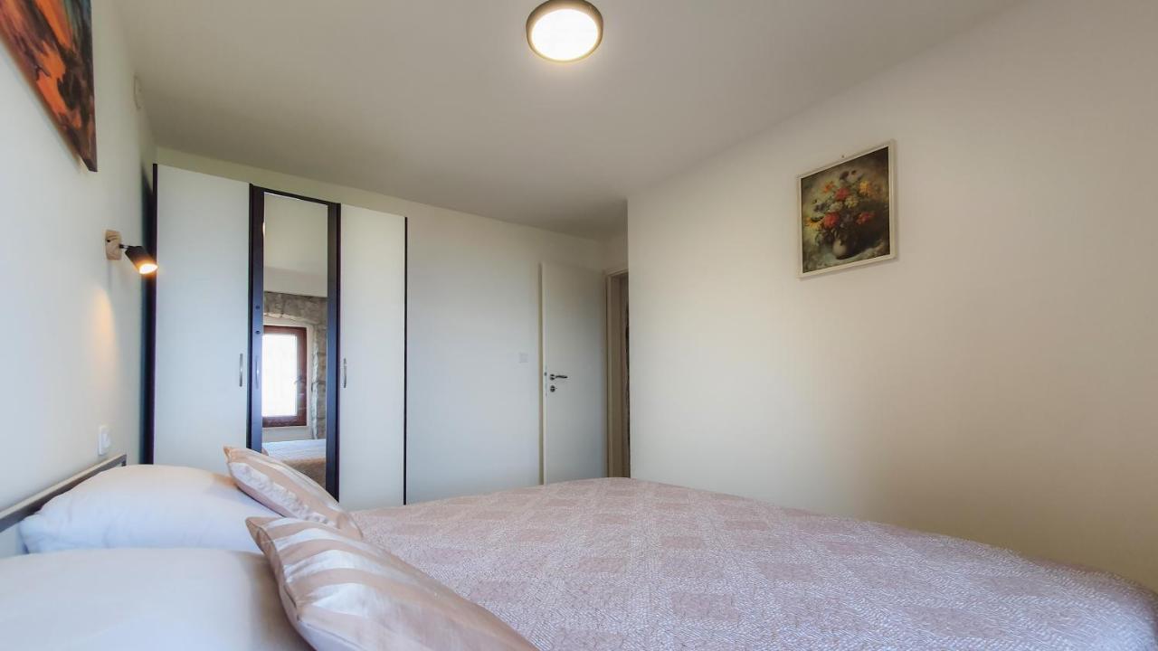 Apartment Bugenvilija Lovran Eksteriør bilde