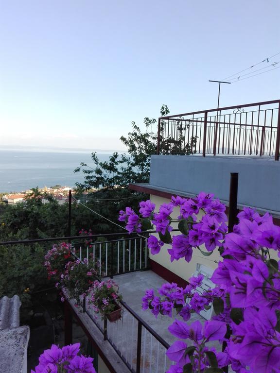Apartment Bugenvilija Lovran Eksteriør bilde